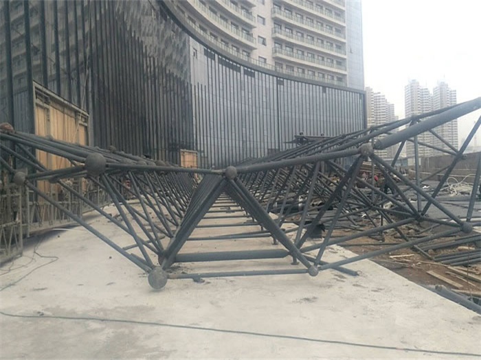 张掖万豪酒店雨棚网架